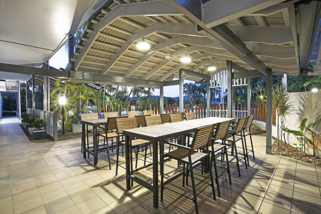 Mantra Club Croc Hotell Airlie Beach Exteriör bild