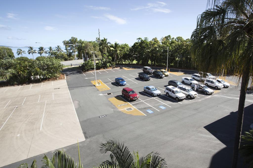 Mantra Club Croc Hotell Airlie Beach Exteriör bild